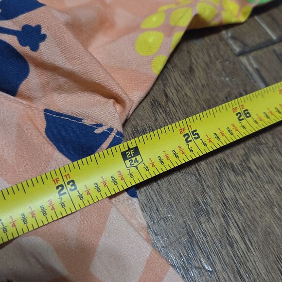 NEW Pirana Joe Hawaiian Shirt Adult Large Button Up Floral Pineapples Vacation - Picture 9 of 10